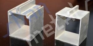 ALUMINIUM CURTAIN WALL SECTION