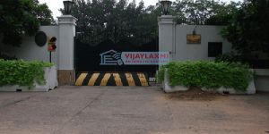 INDUSTRIAL ROAD BLOCKER