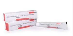 Zoyclo-S Ointment