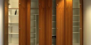 a Free Standing Wardrobe