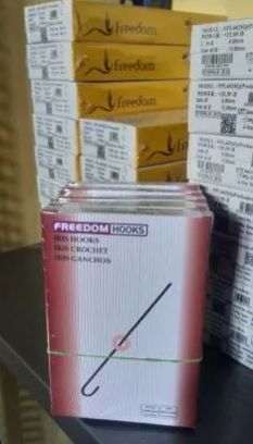 Iris Hook and Retractor