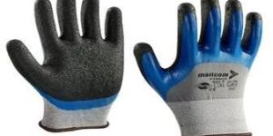 Seamless Nitrile Gloves