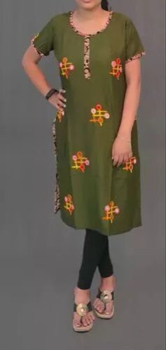 Ladies Embroidered Rayon Kurti