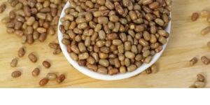 Organic Whole Moth Dal