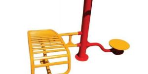 TWISTER WITH SIT UP BOARD