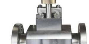 ZIRCONIUM GLOBE VALVE