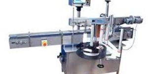 Single Side Labeling for Flat Bottle