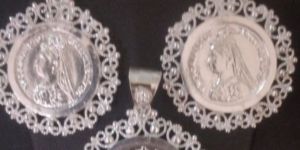 92.5 Silver Queen Pendant Set