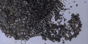 Raw Vermiculite Flakes