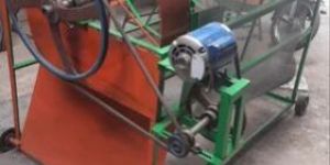 Cow Dung Compost Spreading Machine