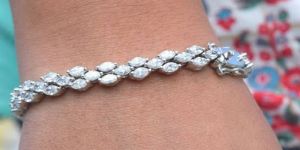 Serpent Style Prong Set Marquise Diamond Tennis Bracelet