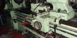 Heavy Duty Lathe Machine