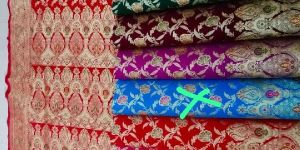 Semi Katan Handloom Banarasi Saree Jall