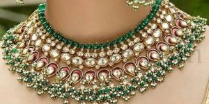Kundan Necklace Set