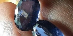Natural Iolite Kaka Neeli Gemstone