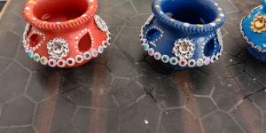 Single Decorated Matki