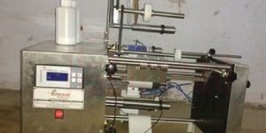 Semi-Automatic Table Top Sticker Labeling Machine