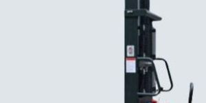 Semi Electric Stacker