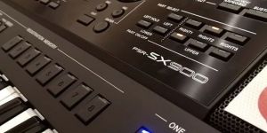 korg kronos x 88-key music workstation synthesizer piano