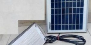 Hybrid Solar Street Light