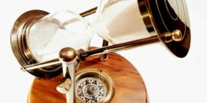 Nautical Brass Rotating Sand Timer