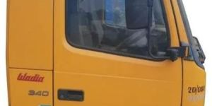 Wadia 340 Truck Cabin