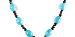 Turquoise Beaded Necklace