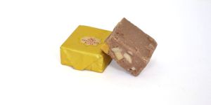 CHOCOLATE DRYFRUIT BITES