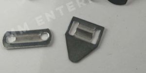 4 Pin SS Pant Hook - 411