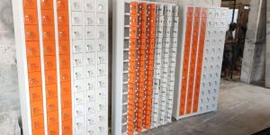 MOBILE STORAGE LOCKERS