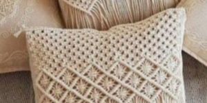 MAC 1356 Macrame Pillow