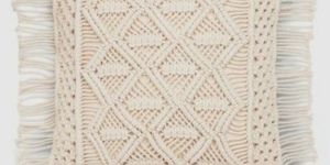 MAC 1359 Macrame Pillow