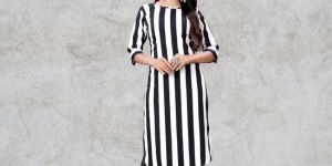 Black Line Kurti