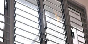 Aluminium Louver Window