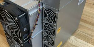 NEW BITMAIN ANTMINER S19 90T ASIC MINER No Reserve T19 S17 1166 PRO