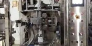 Automatic Pouch Packing Machine