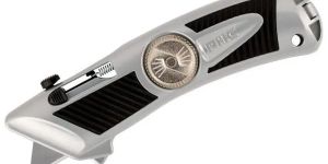 Smart Auto Retracting Safety Knife