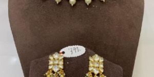 MJ-S-799 Full Yellow Moti Necklace Set
