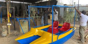 PADDLE BOAT WITH FRAME 4 SEAT