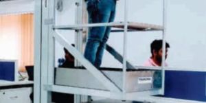 Youngman Desksurfer (Aluminium Range) Platform Ladder