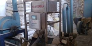 Gravity Feed Metal Detector