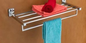 Super Deluxe Towel Rack