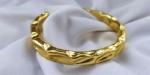 Gold Plated Fancy Handcuff