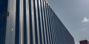 40 High Cube Shipping Container