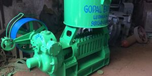 Oil Expeller Machine