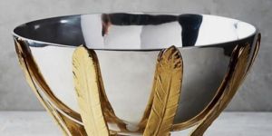 Metal Bowl with Stand