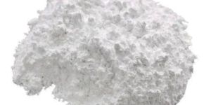 White Urea Powder