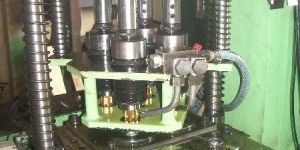 Special Purpose Shuttle Type Multispindle Tapping Machine