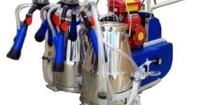 Engine Operated Double Bucket Milking Machine