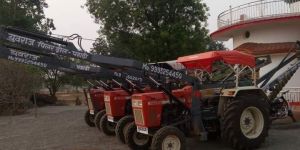 Swaraj Tractor Fitted Pole Erection And Post Hole Digger